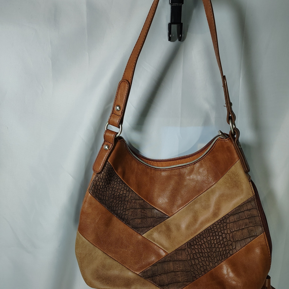 Relic Chevron Leather Brown Patchwork Sholder Str… - image 1